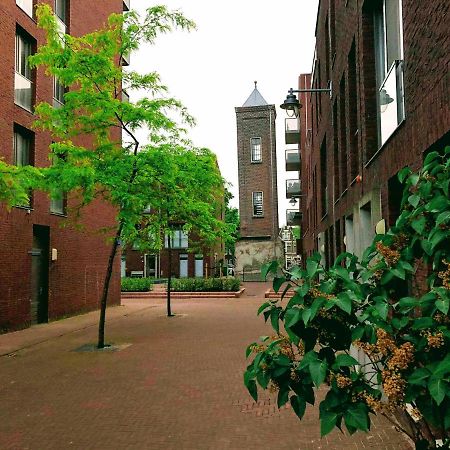 Goudse Watertoren, 'T Kleinste Woontorentje Van Nederland Гауда Екстериор снимка